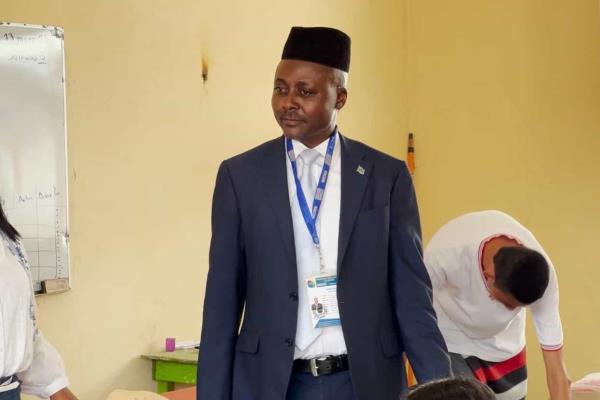 Llega representante del Congo a Coyolillo para enseñar lenguas africanas