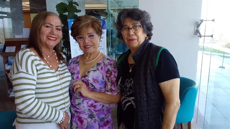 El Grupo de Amigas Luminosas celebraron el Día de la Mujer