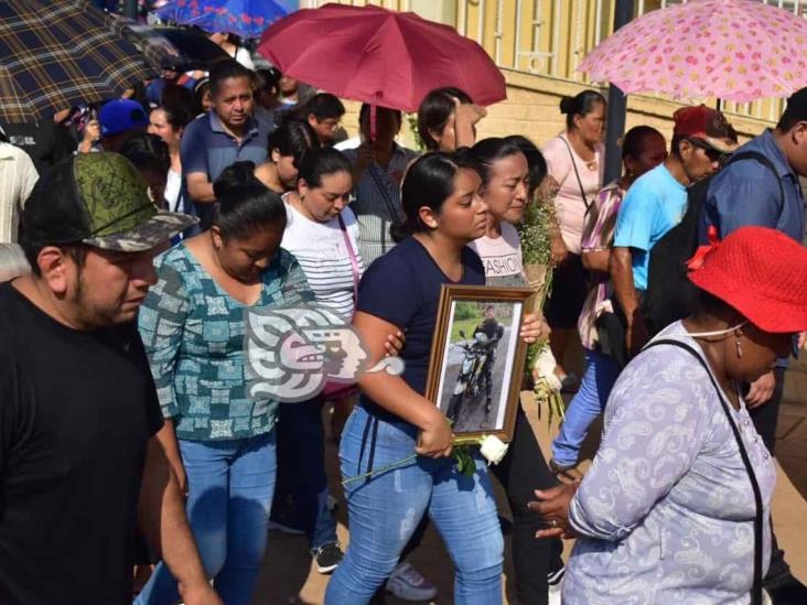 Última rodada; tras misa, despiden a “el Corpy en Acayucan (+Video)