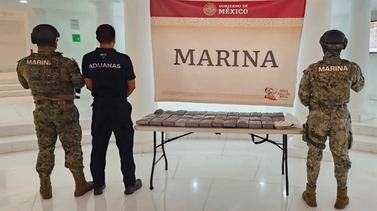 Secretaría de Marina asegura 35 kilos de cocaína ocultos en un buque en el puerto de Veracruz