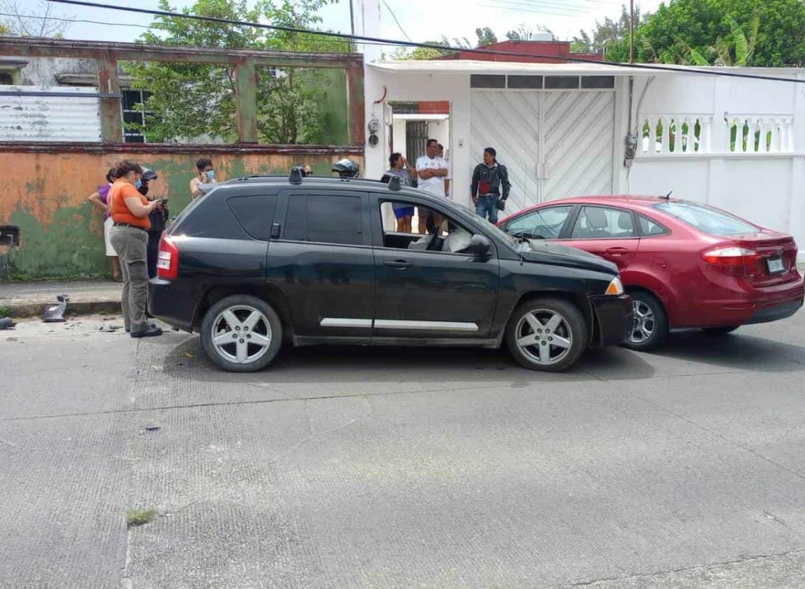 Cuatro detenidos tras choque en la colonia Benito Juárez Sur