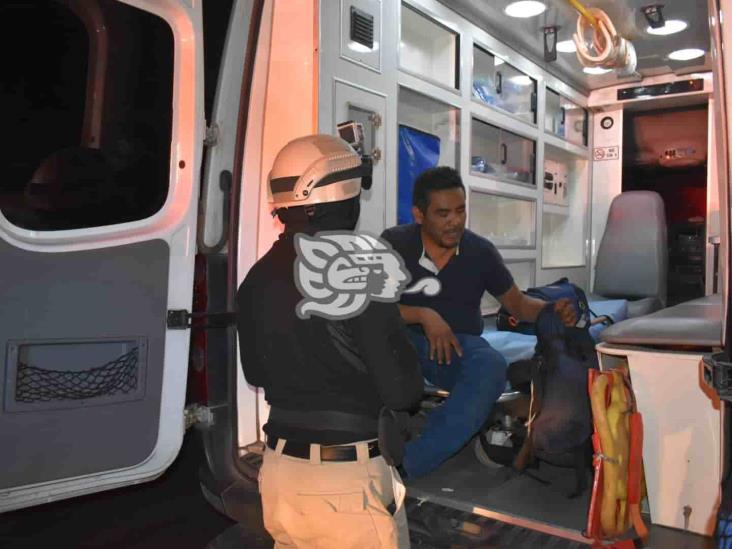 ¡Peligro!; vuelca tracto con material tóxico e inflamable en la Transístmica en el sur de Veracruz(+Video)