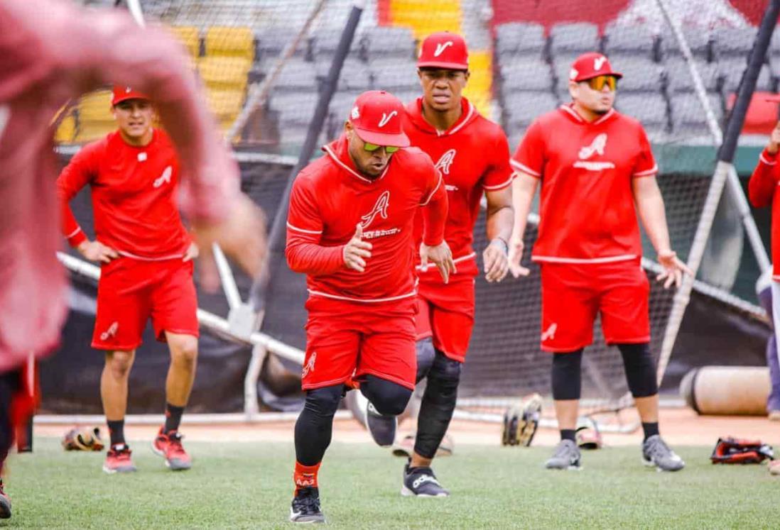 Alexi Amarista y Kora Ortiz regresan a entrenamientos en Veracruz