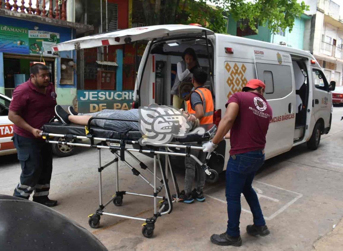 Madre e hija lesionadas tras choque en Sayula (+Video)