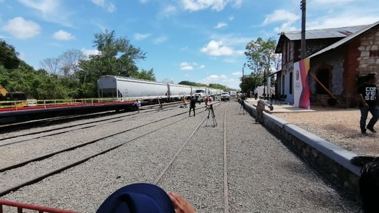 ¡Es tiempo del Sureste! AMLO anuncia inversión de 50 mil millones de pesos para el Tren del Istmo (+Video)