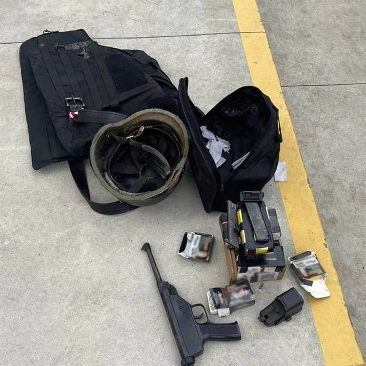 Estadounidense intenta cruzar armas a México; es capturado