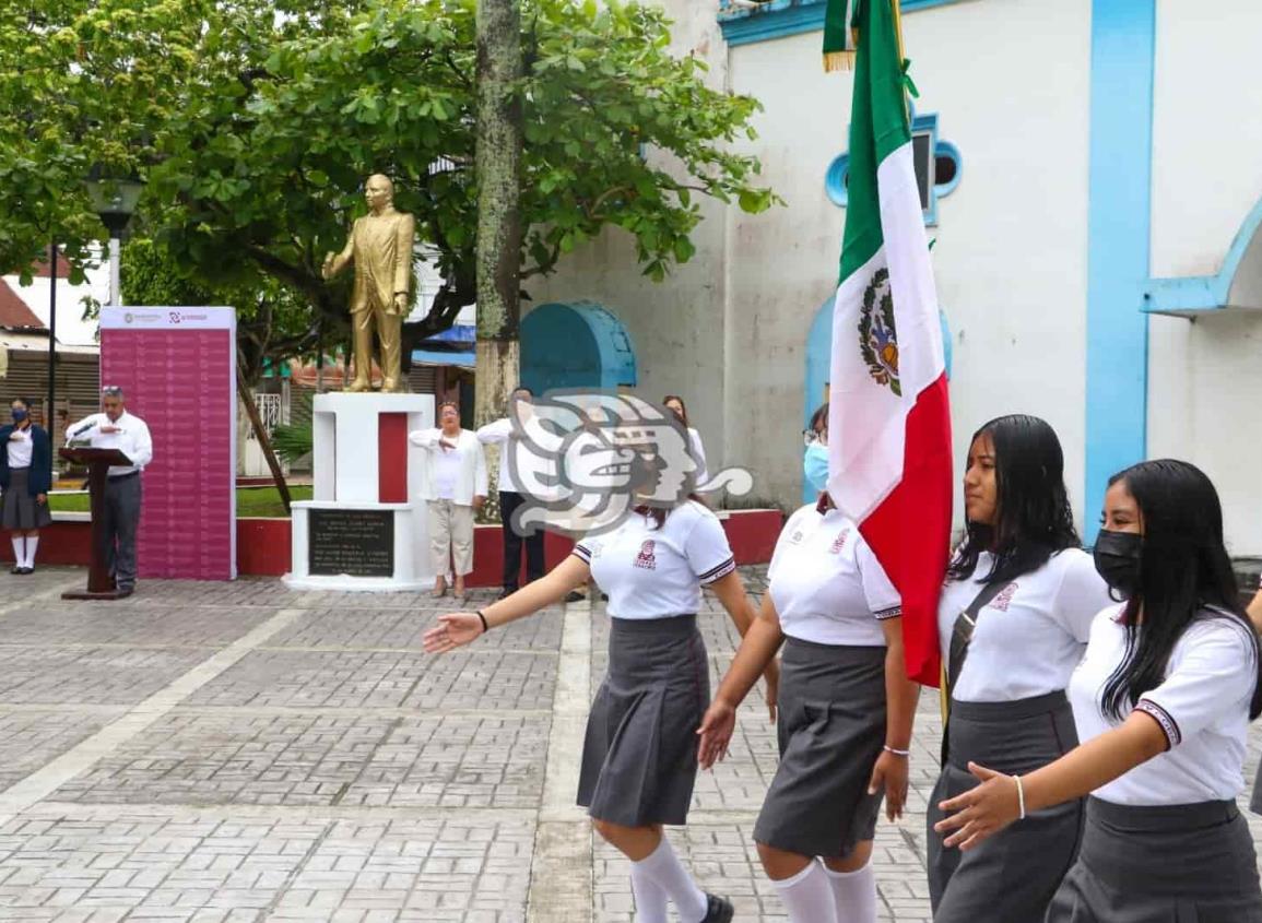 En Nanchital e Ixhuatlán, dedican actos cívicos a Benito Juárez