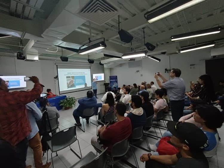 Estudiantes de la UV participan en el “Smart Water Hackathon 2023”