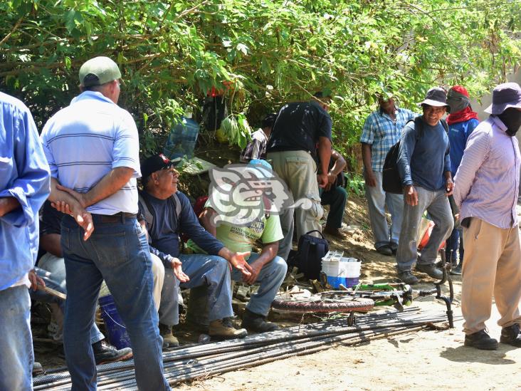 ¡Liberan circulación! trabajadores del Panteón Forense logran acuerdos de pagos (+Video)