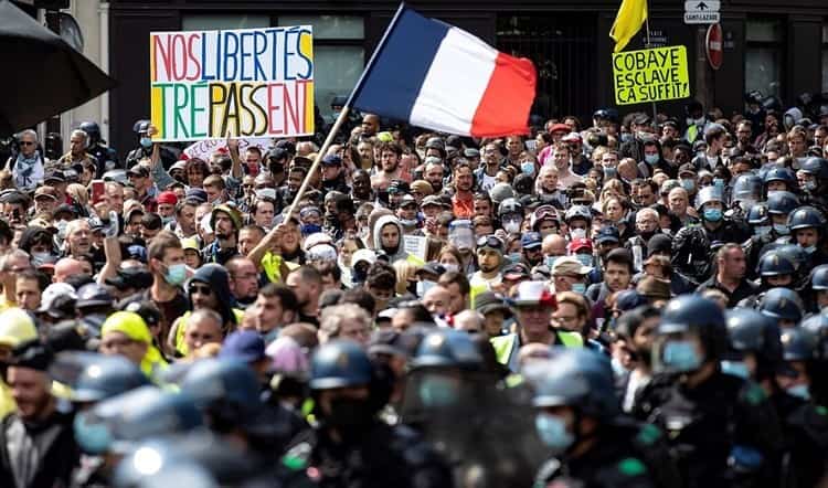 Se intensifican protestas contra reforma de pensiones en Francia