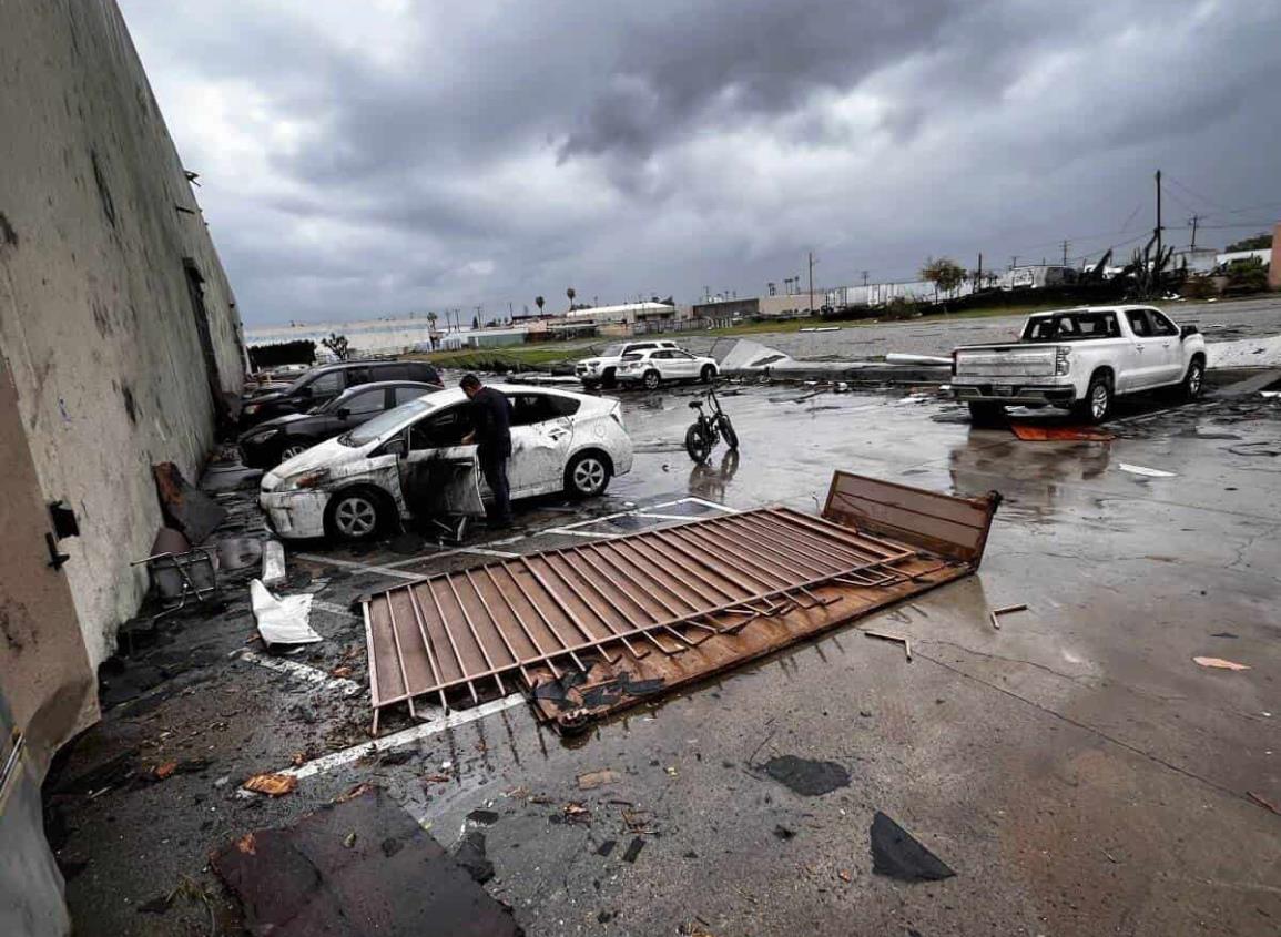 Tornado causa destrozos en el sur de California (+Vídeo)