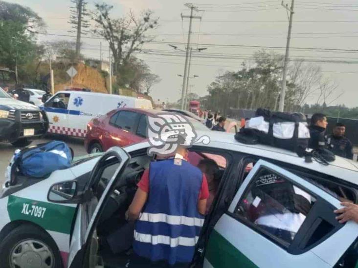 ¡Le arrebatan millón y medio de pesos! violento asalto en plaza de Xalapa; un detenido