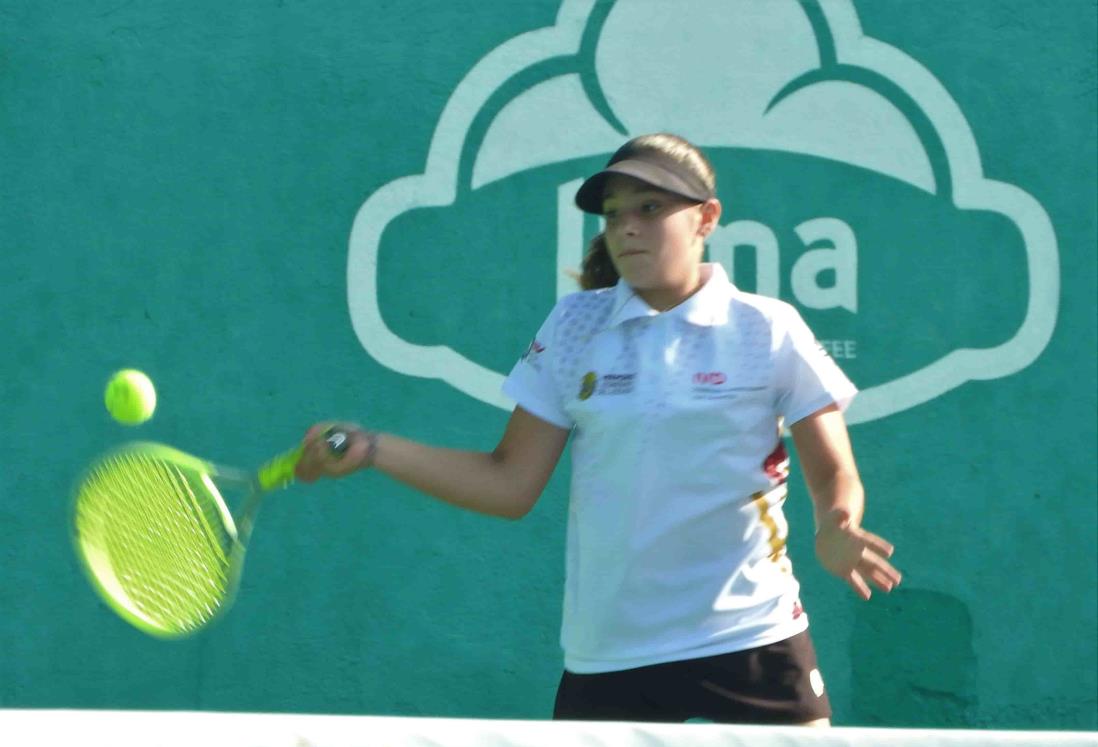 Brilla Veracruz en tenis femenil del Macro Regional