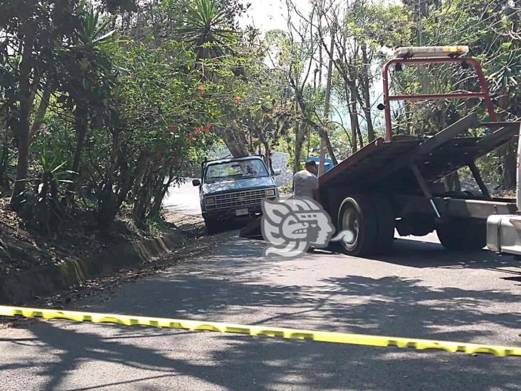 Maestro albañil fallece al caerle una revolvedora, en Fortín