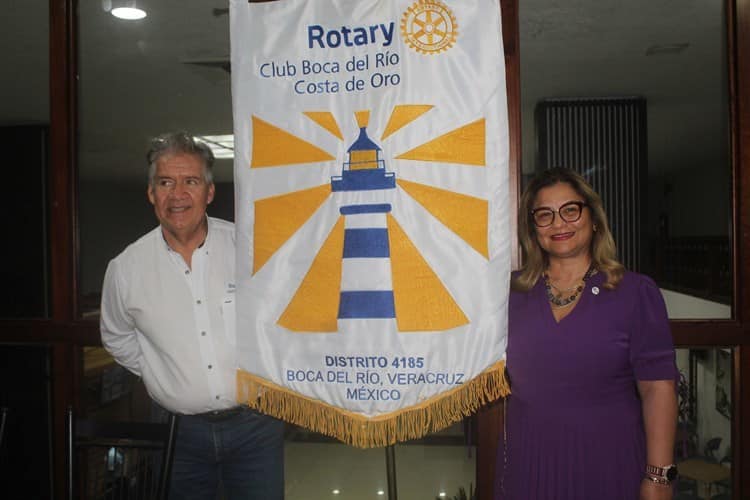 Realizan sesión Club Rotario Boca del Río Costa de Oro