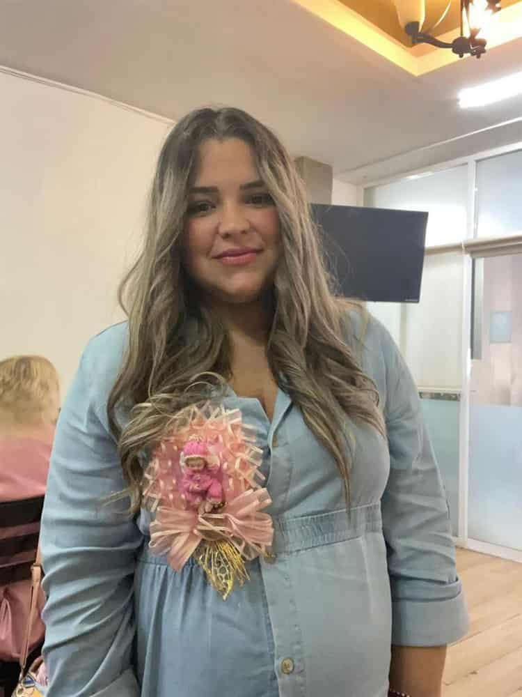 Marianne Piney disfruta hermoso baby shower