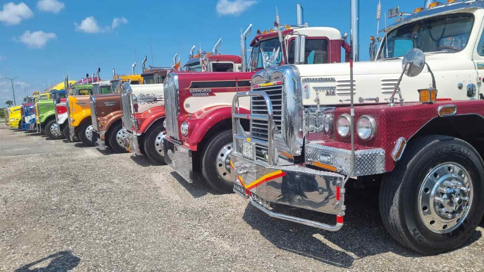 ¡Increíble! Llegan exposición de Tractocamiones Clásicos a Úrsulo Galván