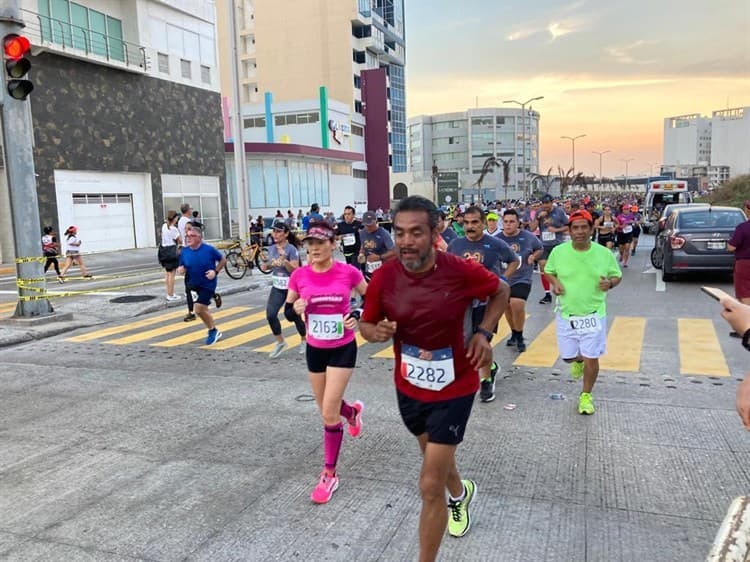 Más de 3 mil personas participaron en la Carrera Internacional del Golfo 10k en Veracruz(+Video)