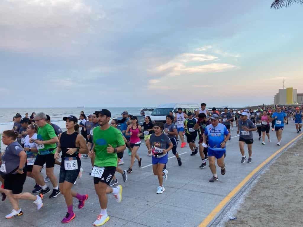 Miles de personas se sumaron a la Carrera Internacional del Golfo 10k en Veracruz(+Video)