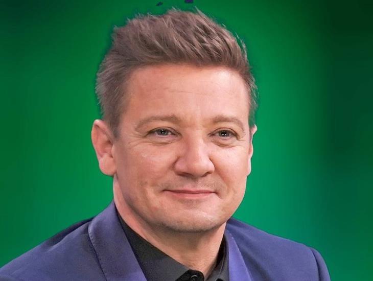 Jeremy Renner comparte rehabilitación en redes tras aparatoso accidente en enero