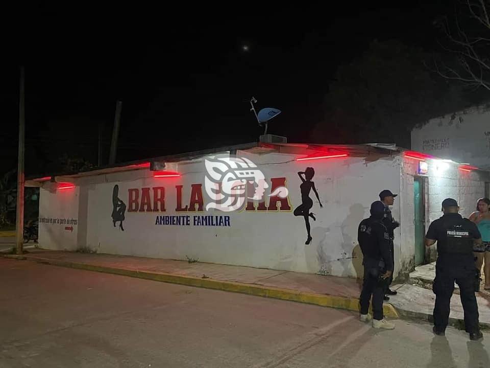 Ejecutan a individuo con tres impactos de bala en el bar La Loma