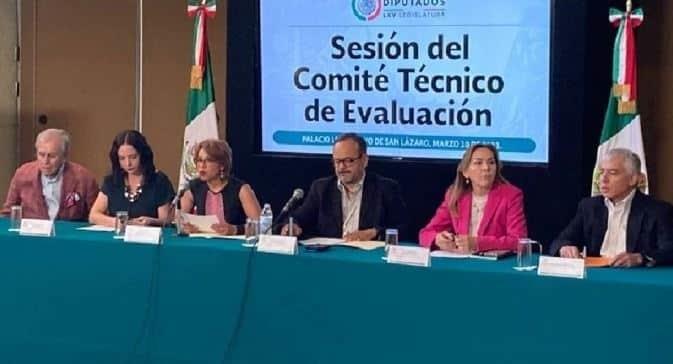 Comité Técnico entrega 4 quintetas para INE; Bertha Alcalde lidera la de presidencia