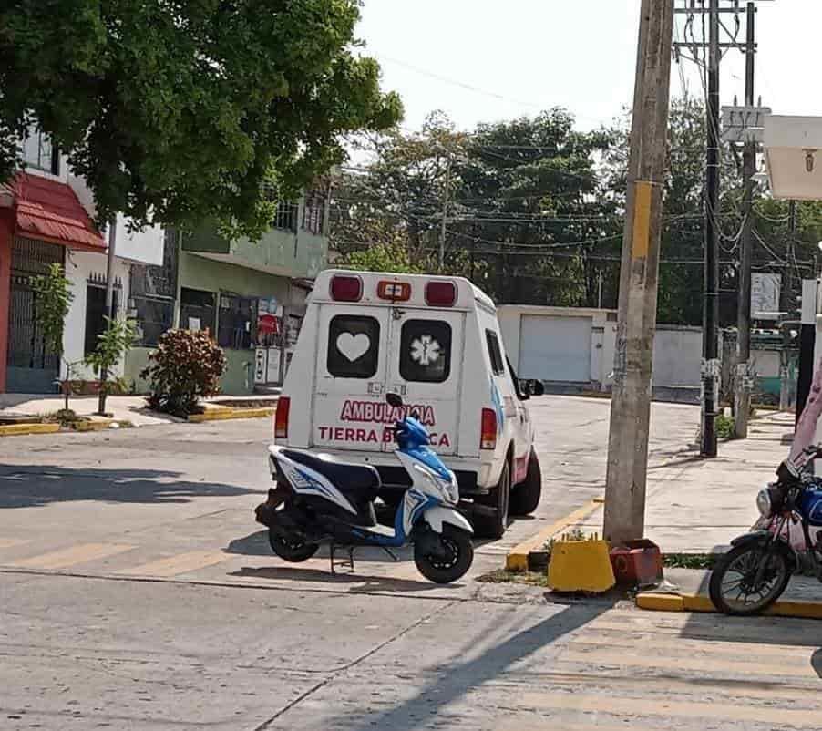 Dos estudiantes lesionadas tras chocar sus motocicletas en Tierra Blanca