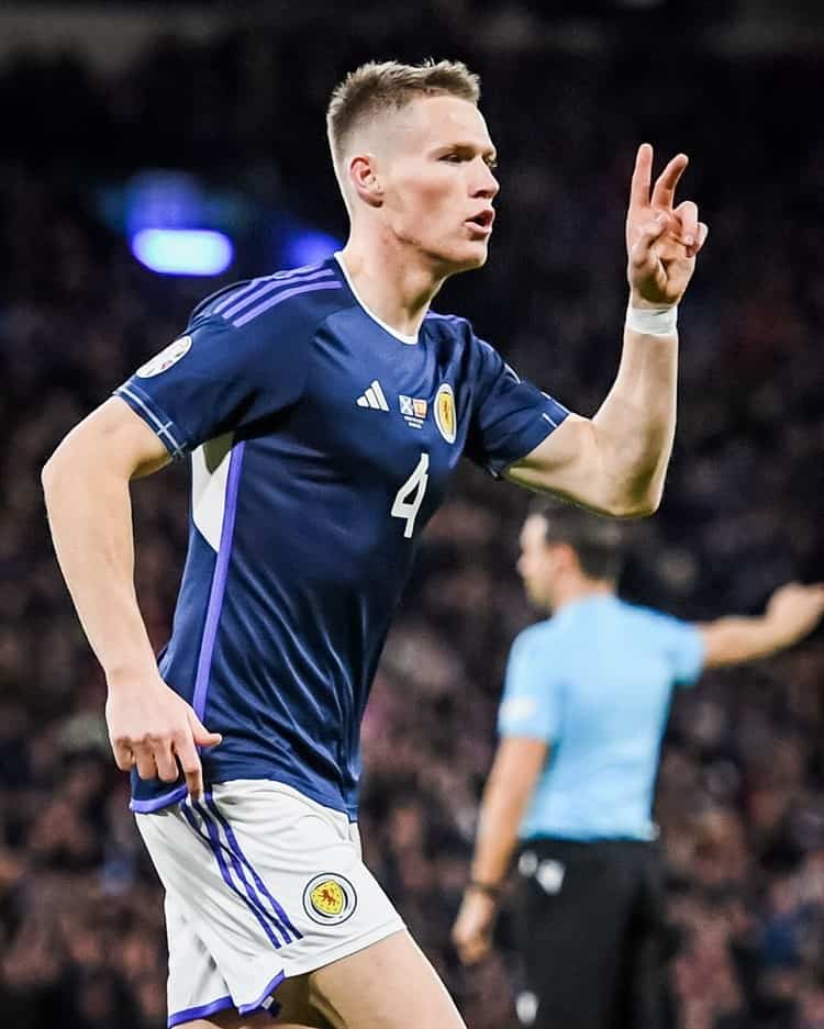 Sorprende Escocia y vence 2-0 a España