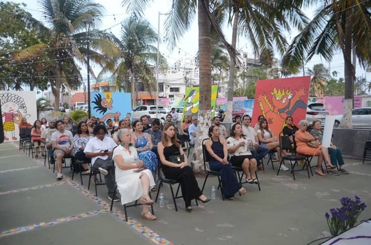 Inauguran exposición “La Mujer” en Veracruz; buscan visibilizar la violencia de género(+Video)