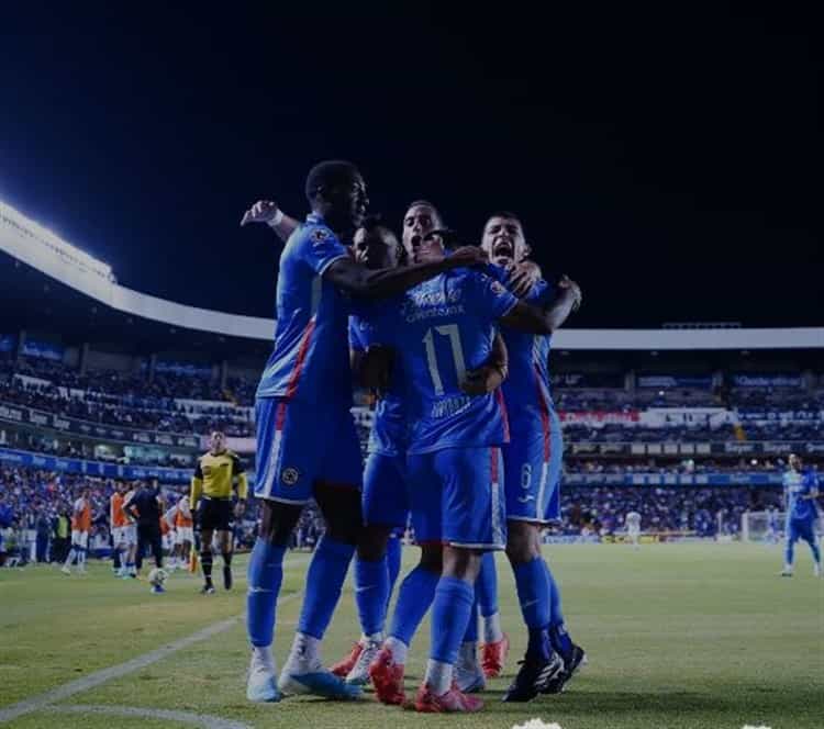 Rescata Querétaro empate en casa ante Cruz Azul