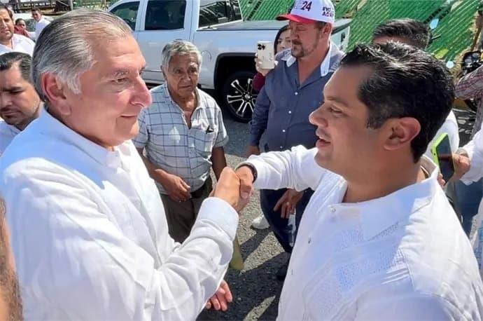 Llegan Adán Augusto López y Sergio Gutiérrez a Coatzacoalcos