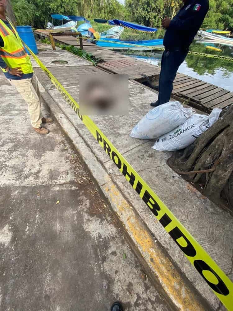 Se ahoga turista en playa de Sontecomapan, su cuerpo fue abandonado en el muelle