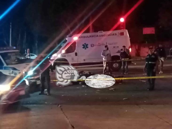 Sujeto es arrollado por una camioneta en el bulevar Banderilla; pierde la vida