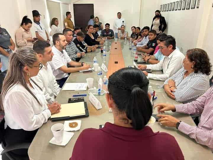 Firman convenio de colaboración Ayuntamiento de Purga y CEDH