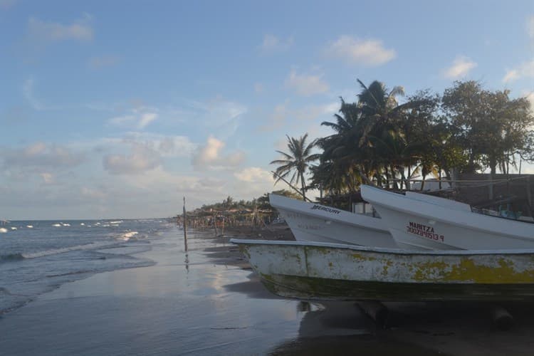 En playa de Mata de Uva, no basta con saber nadar, alerta salvavidas