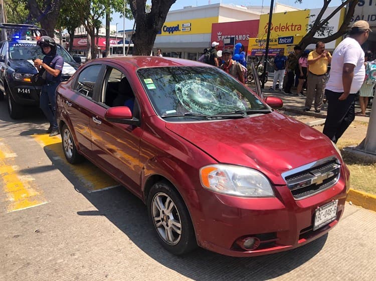 Atropellan a joven en avenida Díaz Mirón en Veracruz