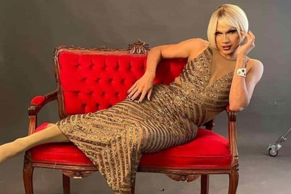 Sasha Bouffant: Drag Queen rompe esquemas en Coatzacoalcos