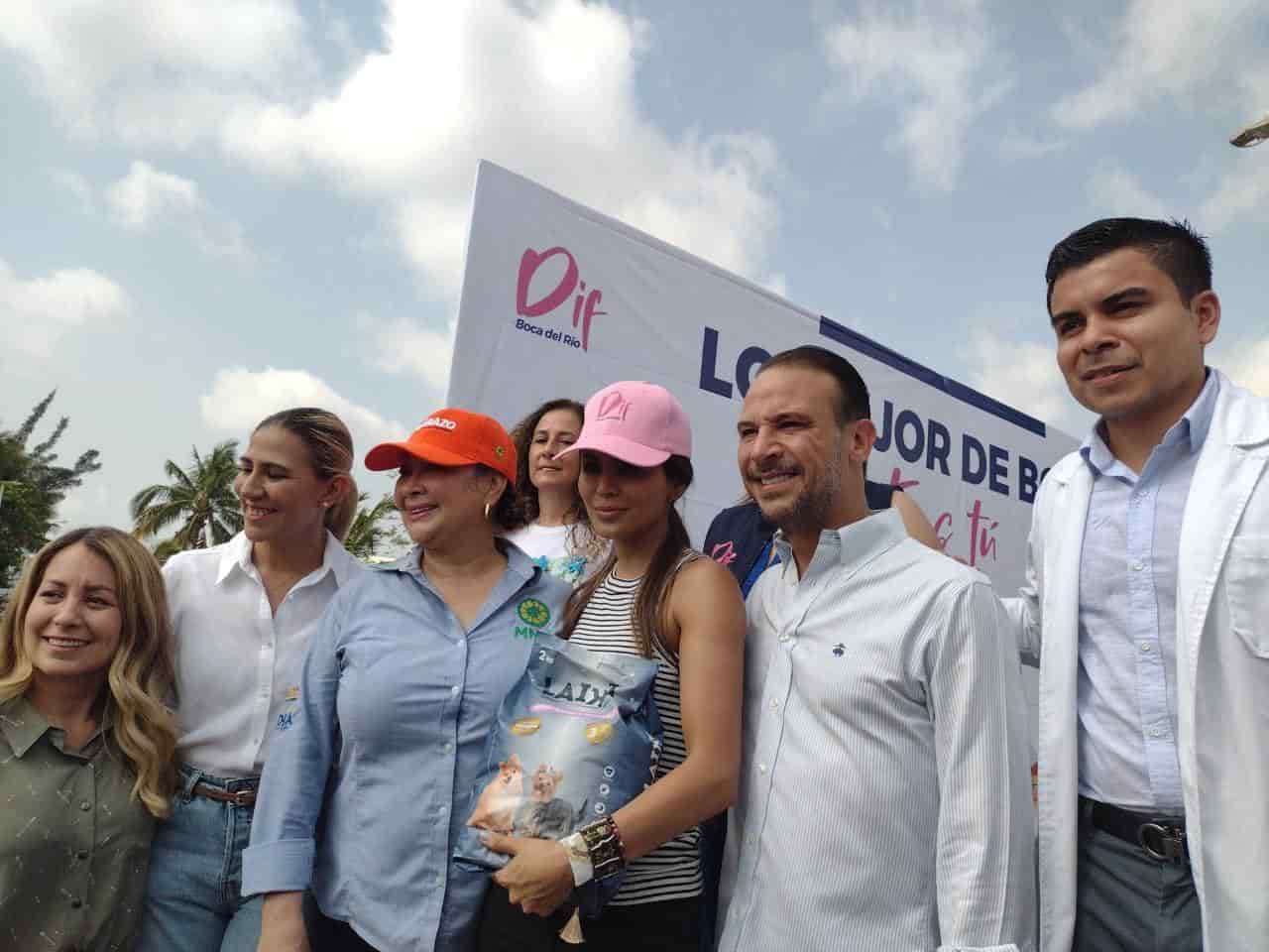 Realizan brigada de salud y mantenimiento urbano en el fraccionamiento Las Vegas