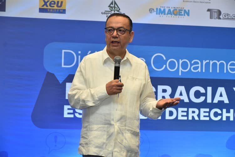 Integrantes de Coparmex Veracruz se reúnen para desayuno mensual de socios