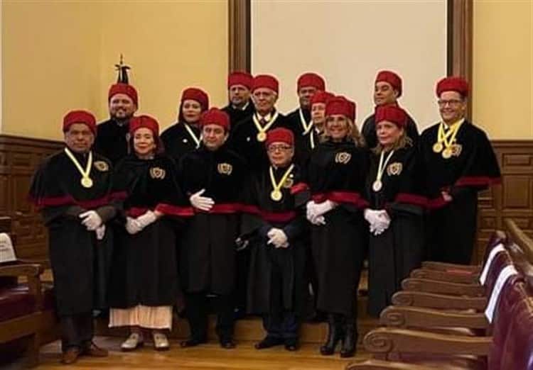 Entregan ocho doctorados Honoris Causa en el Palacio de Medicina de la UNAM