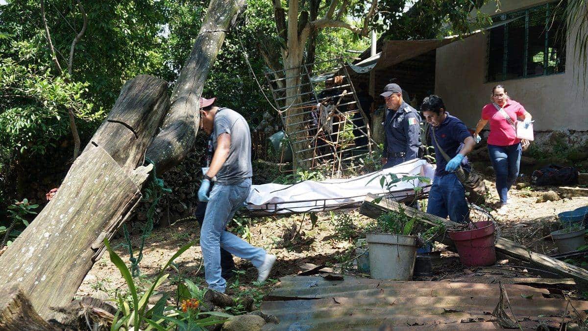 Hombre de Tlapacoyan se quita la vida en su patio