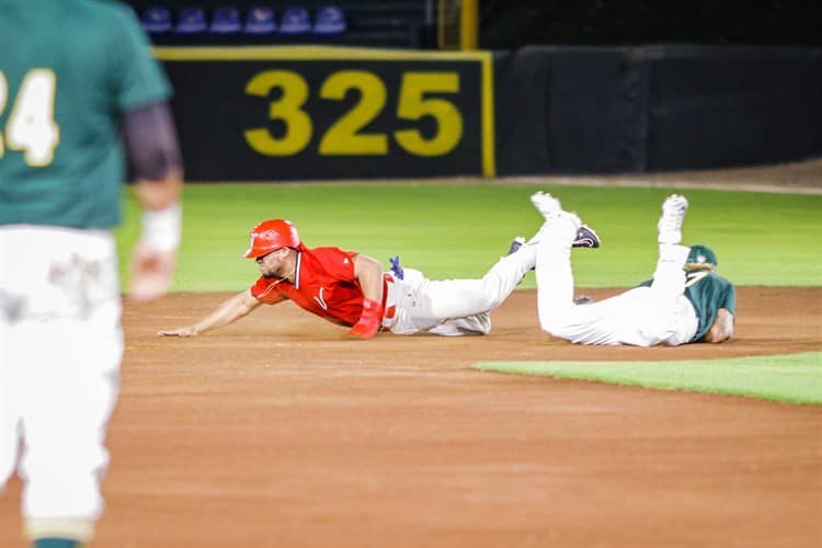 Cae El Águila en el Interliga ante Pericos