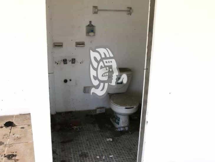 Vandalizan caseta de policía