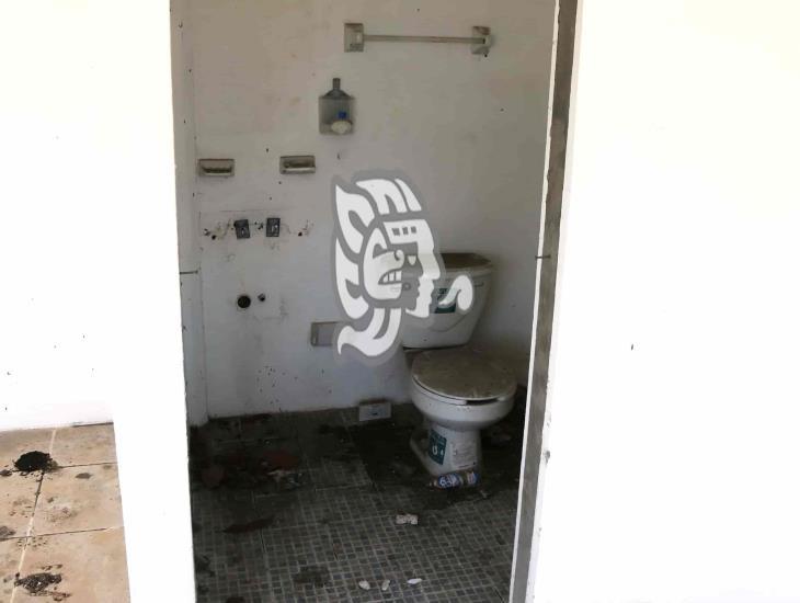 Vandalizan caseta de policía