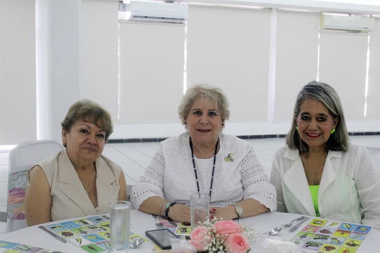 Comité de Damas del Club de Leones de Veracruz realizan Café con Causa