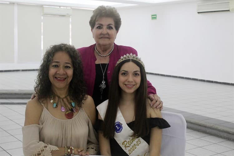 Comité de Damas del Club de Leones de Veracruz realizan Café con Causa
