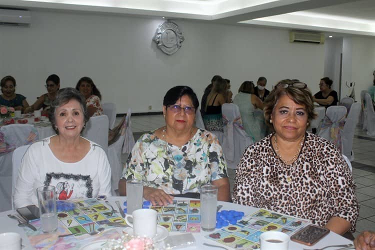 Comité de Damas del Club de Leones de Veracruz realizan Café con Causa