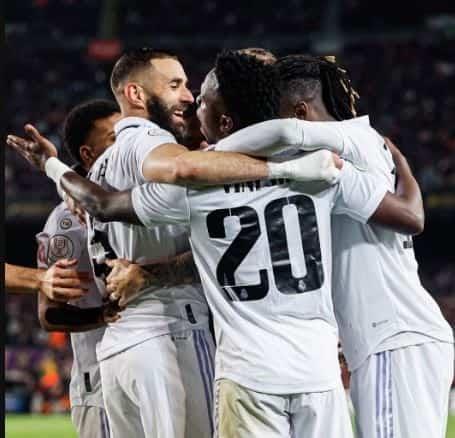 ¡Fiesta del Real Madrid en el Nou Camp!