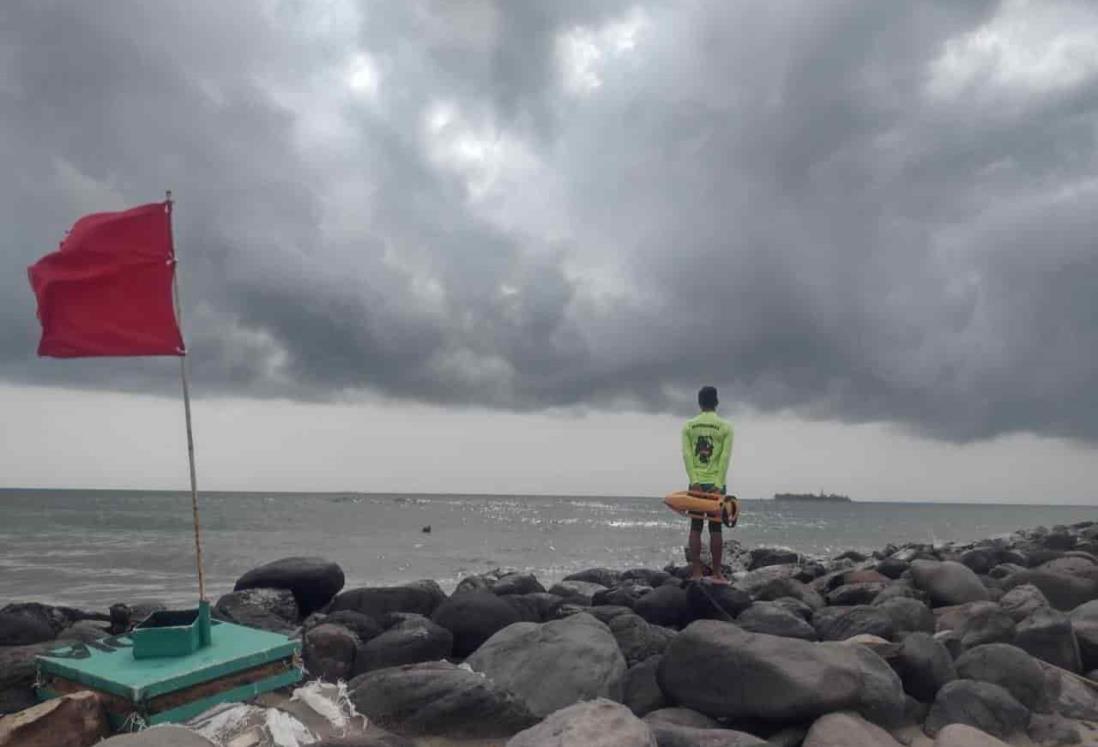 Cerrarán playas de Veracruz por evento de norte; tendrán banderas rojas