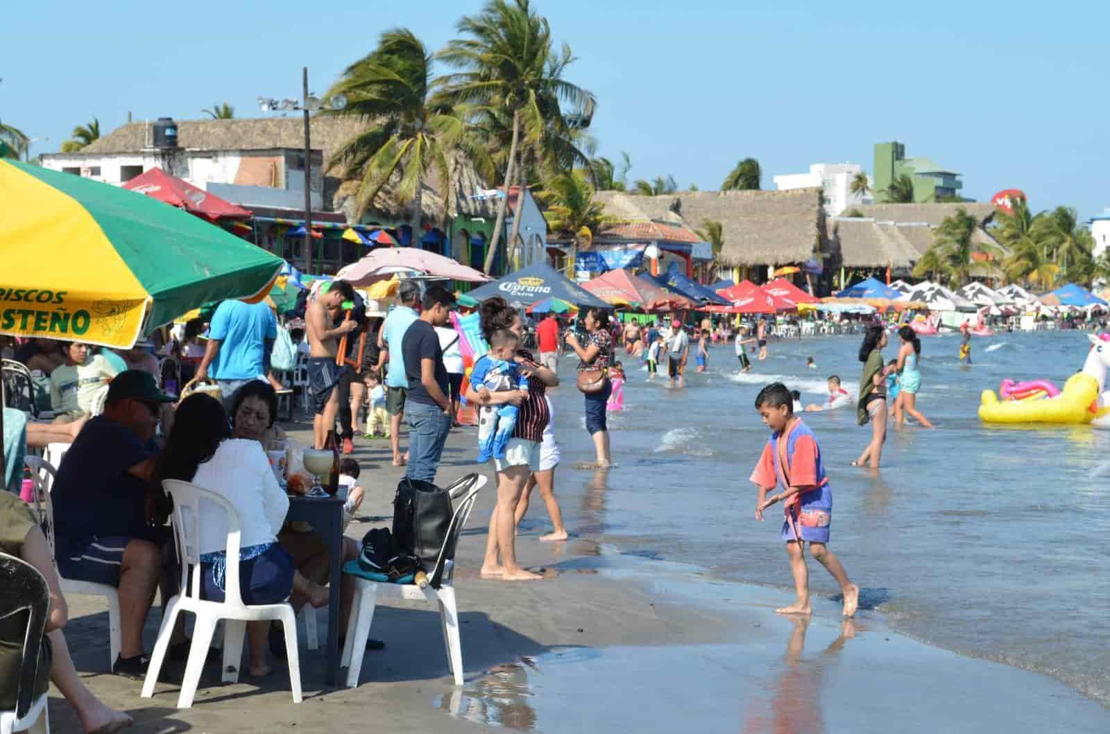 Prevén que ventas se disparen al 100% en playa Villa del Mar, en Veracruz